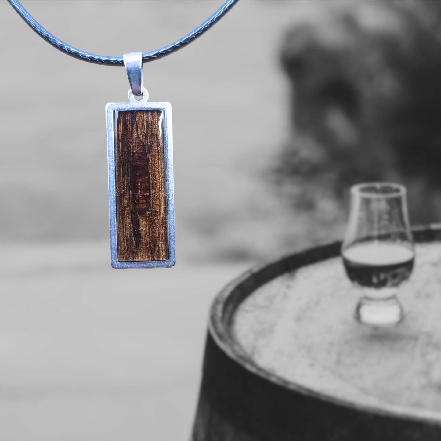 Casklusive Halskette "30" - Schmuck für Männer im Whiskystyle