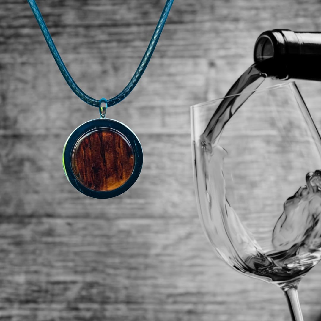 Casklusive Halskette ’18’’ - Handgefertigte Halskette aus Whisky- oder Weinfass - 04 Rotweinfass Glänzend - Anhänger