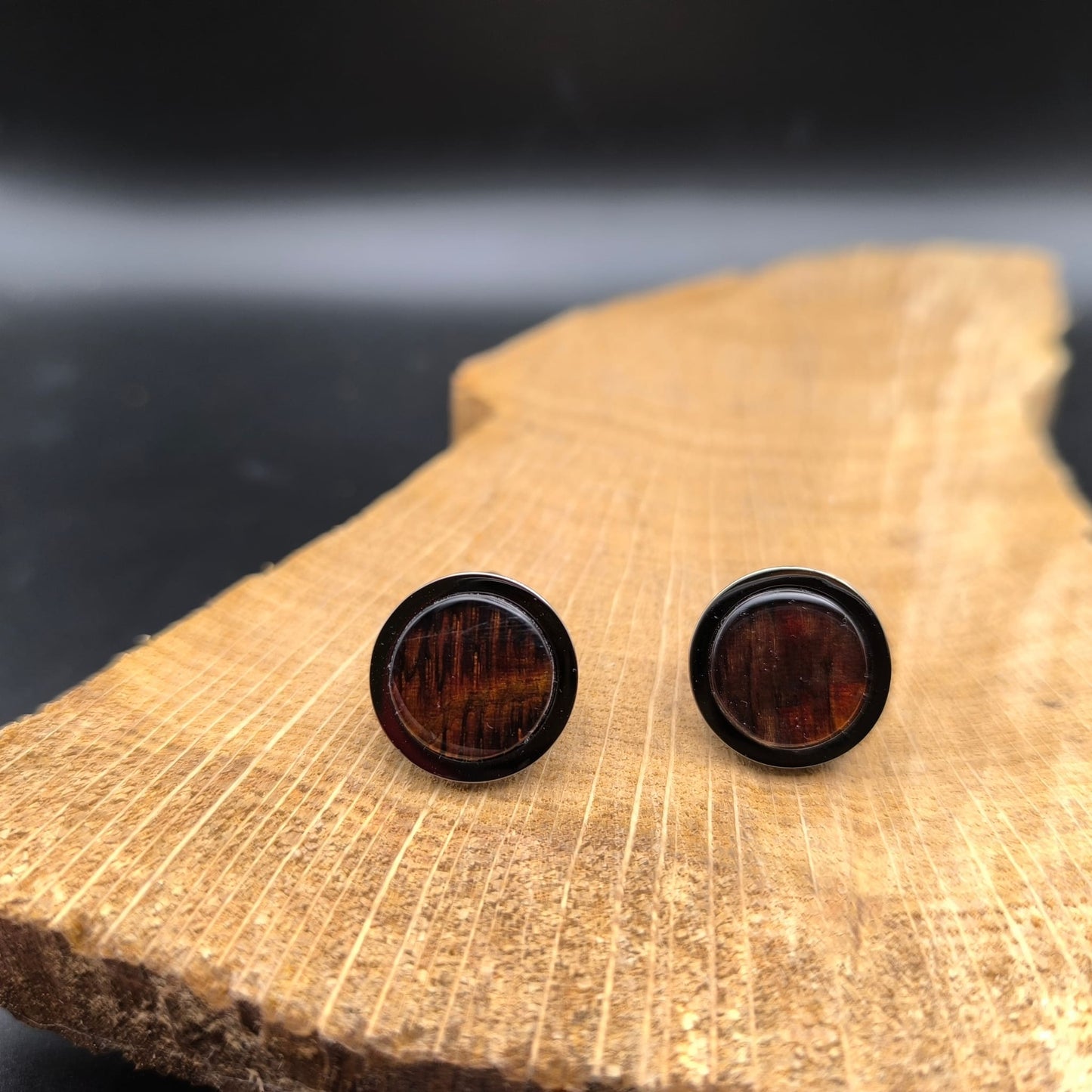 Casklusive Manschettenknöpfe - Exklusiver Schmuck aus Weinfässern - 08 Weinfass Glänzend - Fassung Gun-Metal