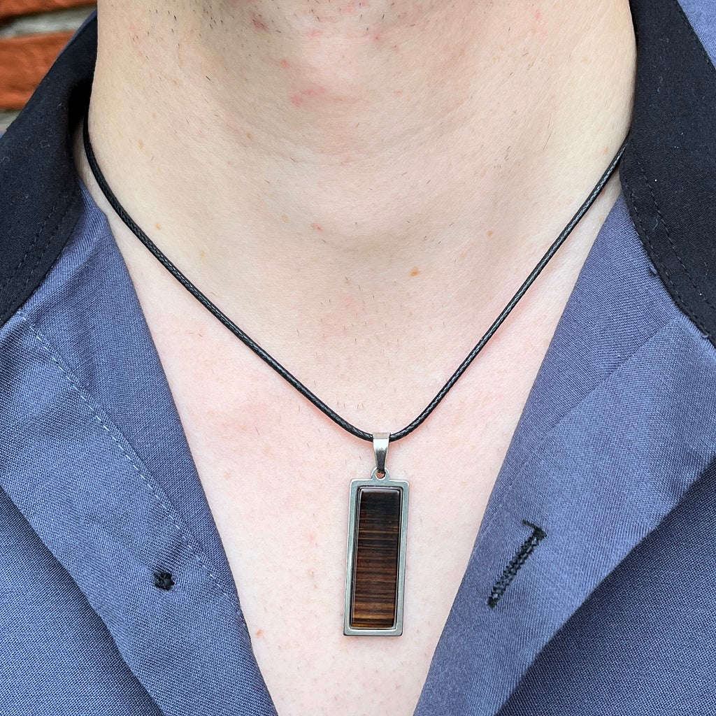 Necklace from the wood of a whisky barrel for men